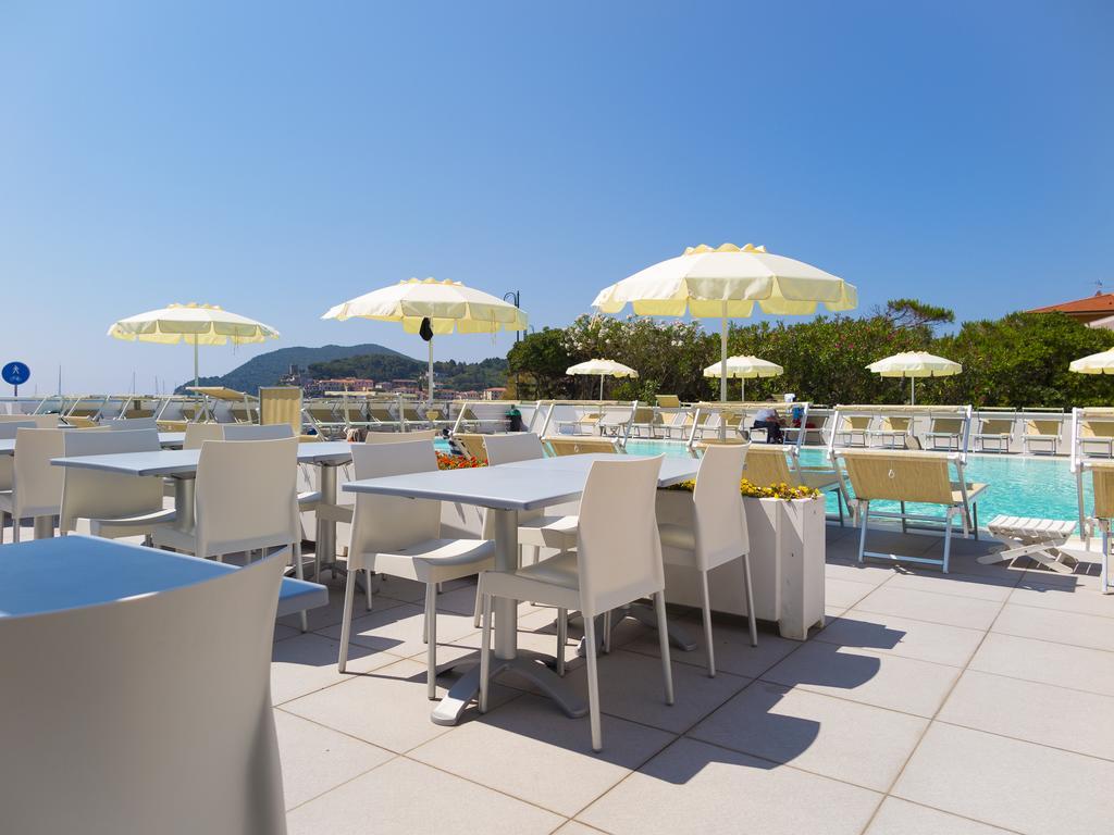 Hotel Montecristo Marina di Campo Buitenkant foto