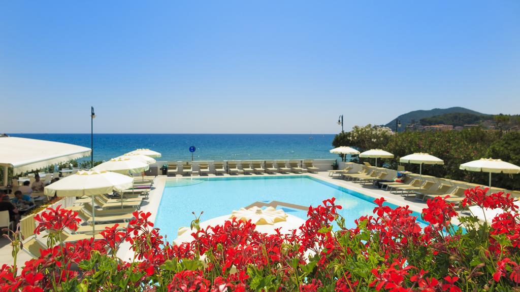 Hotel Montecristo Marina di Campo Buitenkant foto