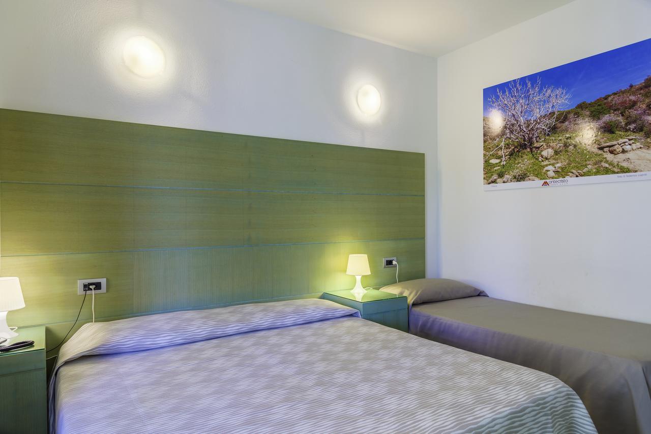 Hotel Montecristo Marina di Campo Buitenkant foto